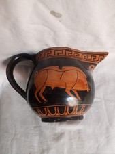 vaso in ceramica in stile