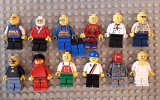 LEGO MINIFIGURES 12 omini assortiti - Varie serie e periodi. K09