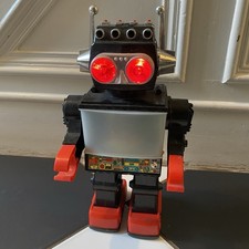Saturn Kamco 12" robot da