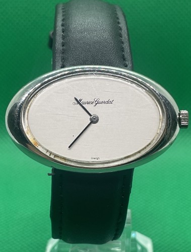 Orologio meccanico svizzero
