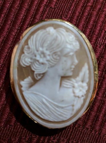 Cameo spilla ciondolo