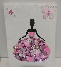 Tela quadretto realizzato a mano con bottoni perline principessa rosa 25 x 18 cm