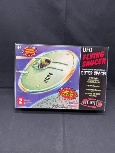 Vintage atlantis model company - model,