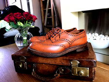 SCARPE STRINGATE TRICKERS