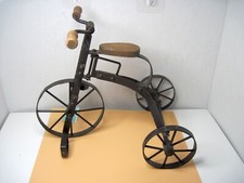 Triciclo rustico in metallo