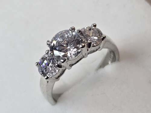 Anello tre pietre - anello,