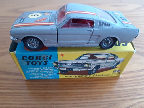 Corgi toys 320 ford - n°,