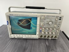 Tektronix DPO4104