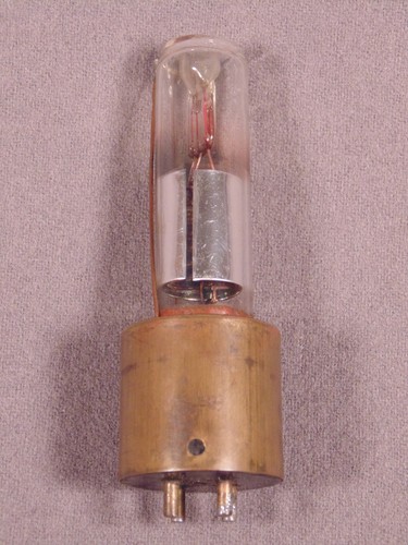 Audion tubolare con - 1,