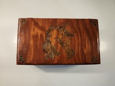 Scatola unicorno in legno