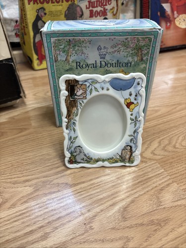 Winnie the pooh - pooh, royal