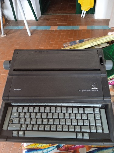 Macchina scrivere olivetti - da,