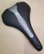 Sella Liv Giant Connect verticale inclinazione pelvica nero grigio sedile bici