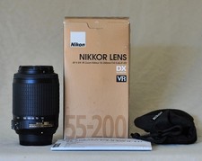 Nikon AF-S DX VR Zoom NIKKOR