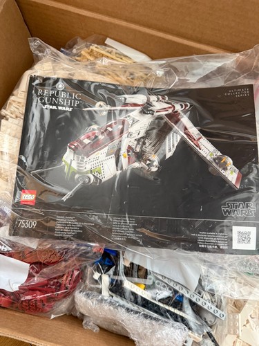 Lego star wars 75309 - lego, republic