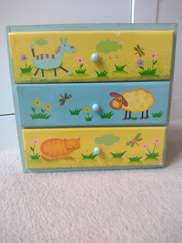 Mini cassettiera cameretta