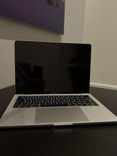 Apple MacBook Pro 13" (2017) |