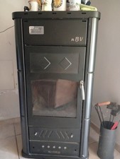 termostufa a legna usata pari al nuovo 