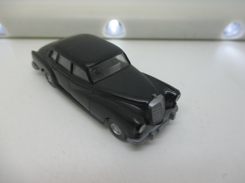 Wiking mercedes 300 - wiking:,