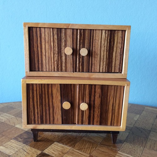 Credenza con soprammobile - ,
