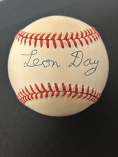 Leon Day HOF Signed Auto Baseball Negro Leagues PSA COA 892