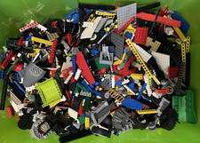 LEGO GRANDE QUANTITÀ DI MATTONCINI E PEZZI ACCESSORI PESANO CIRCA  9- 10kg
