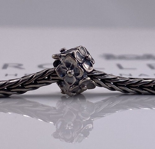 Trollbeads ortensia perla in - trollbeads, ortensia,
