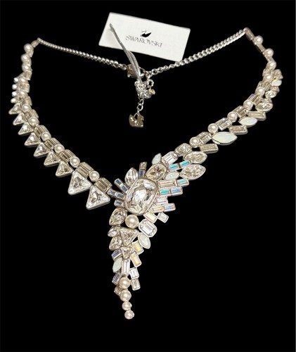 Collana nuova con etichette - nuova,