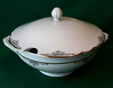 ANTICA ZUPPIERA TONDA PORCELLANA SELTMANN WEIDEN QUALITÀ NORA BAVARIA. DDD80