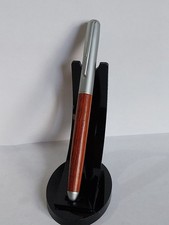 Penna Stilografica, Nuova, In