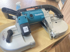 Makita 2107F sega a nastro