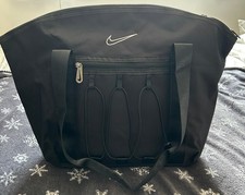 Borsa Nike One Training nera
