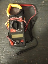 MULTIMETRO TESTER DIGITALE PROFESSIONALE CON PINZA AMPEROMETRICA E PUNTALI