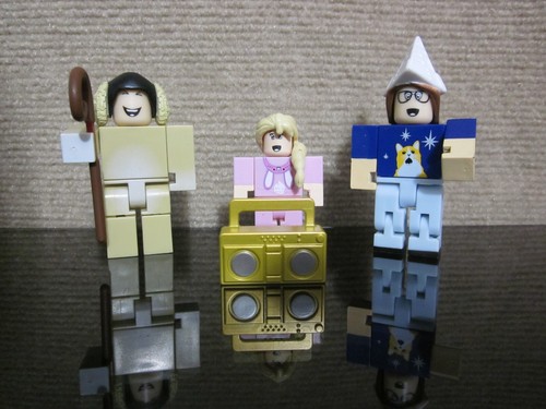Roblox adopt pet figure - pet,