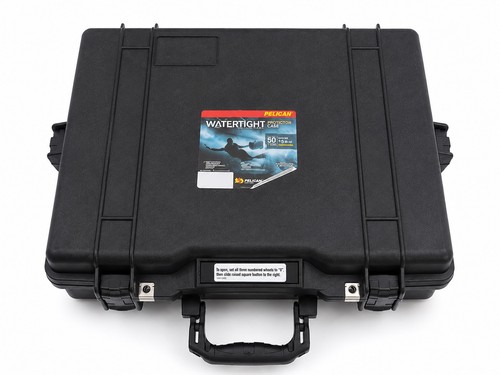 Custodia rigida pelican - rigida,