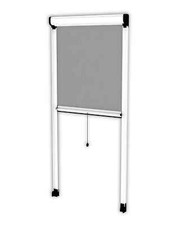 Zanzariera a molla verticale ideale per finestre prodotto su misura 