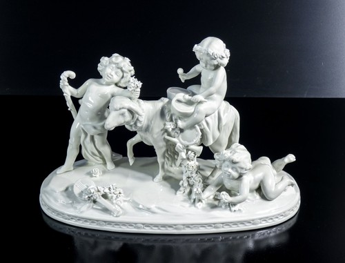 Scultura porcellana - ⚜️,