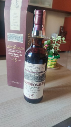 Glendronach aged 100 - in, 100%