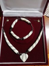 Parure Antica Collana e Bracciale color Avorio e Argento 