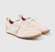 Scarpa Jacquemus x Nike Moon