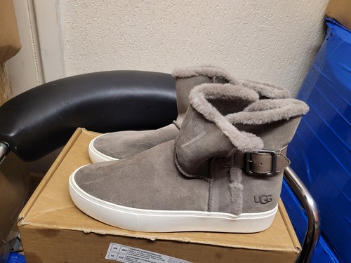 Stivali donna ugg akia - stivali,