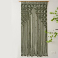 Green Leaf Tassels Macramé