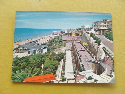 Lavinio lido di - /,