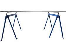 Tavolo Soggiorno Magis "Ypsilon" con piano rettangolare in vetro e base Metallo