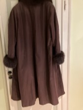 Bellissimo Cappotto/ Impermeabile Tg 42 Con Parti In Pelo Lapin Volpe Come Nuovo