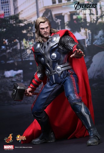Hot toys avengers - toys,