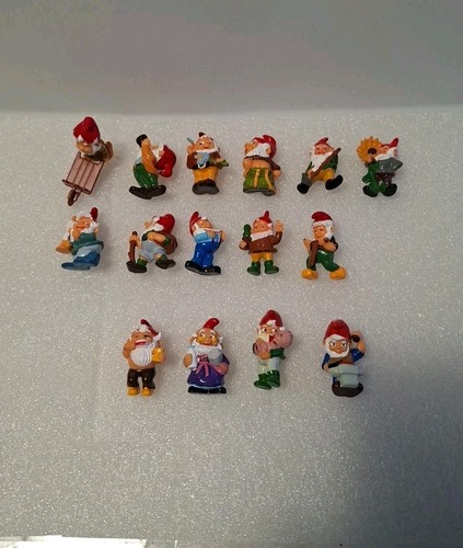 Ferrero kinder sorpresa gnomi - kinder,