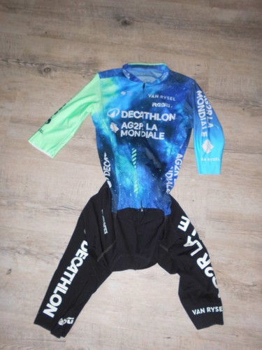 Rosti team decathlon ag2r - team,