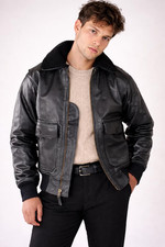 Bomber in pelle di pecora nera