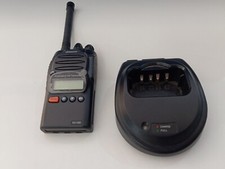 WOUXUN KG-703 E PMR 400-480 Mhz SOLO CORPO RADIO +BASE RIC NON FUNZIONANTE